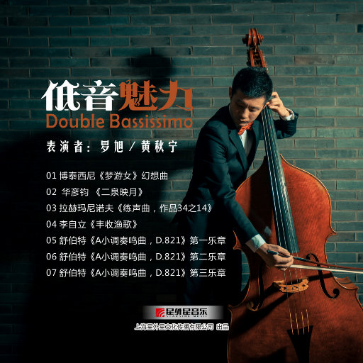 美女被打白嫩屁股女大学生
